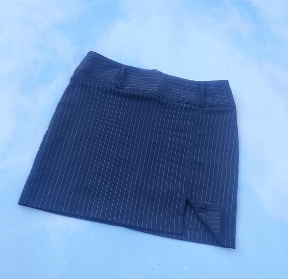 Black 90s Pinstripe Mini Skirt Suiting Pinstripe Skirt Classic Black Mini Skirt - Picture 3 of 8